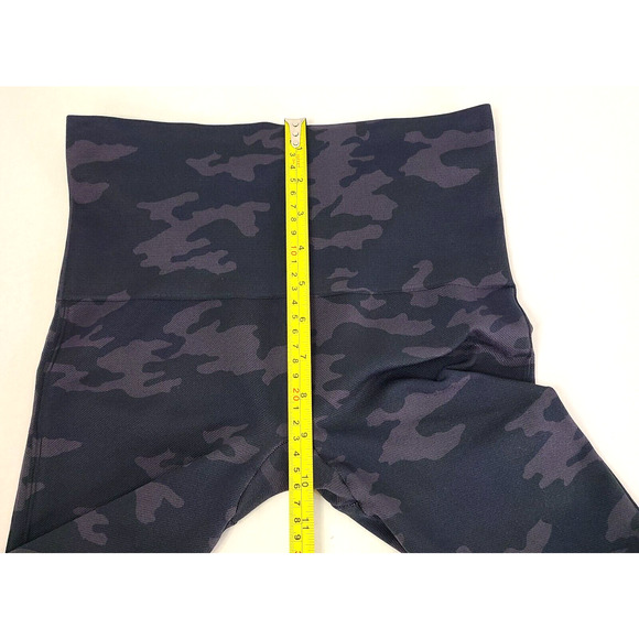 SPANX Leggings M Look At Me Now Seamless Black Gray Camo High Waist Full Length - Picture 7 of 8